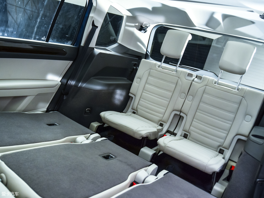 上汽大眾2016款途安L