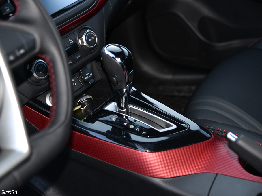 東風日產(chǎn)2016款藍鳥