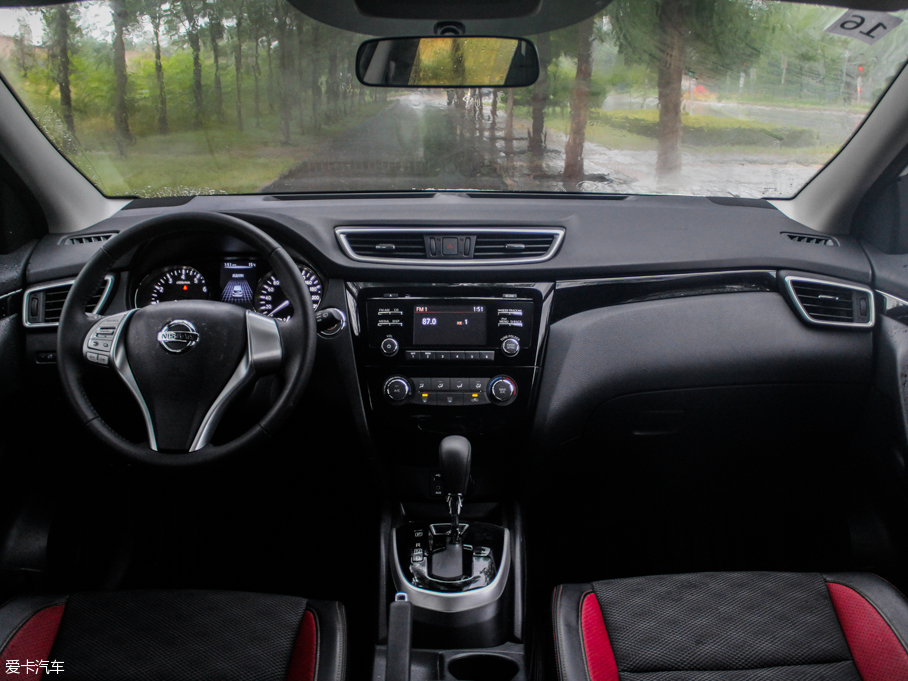 東風(fēng)日產(chǎn)2016款逍客