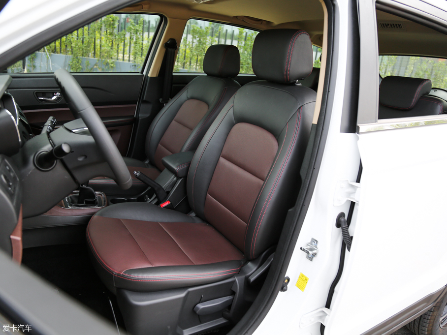 力帆汽車2016款邁威