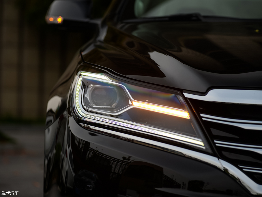 上汽榮威2016款榮威e950