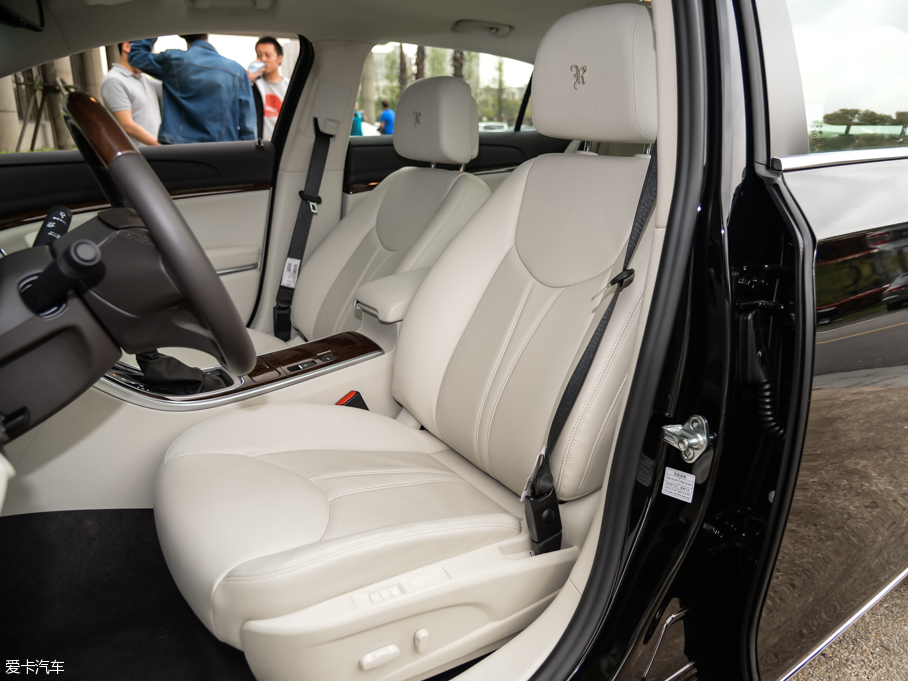 上汽榮威2016款榮威e950