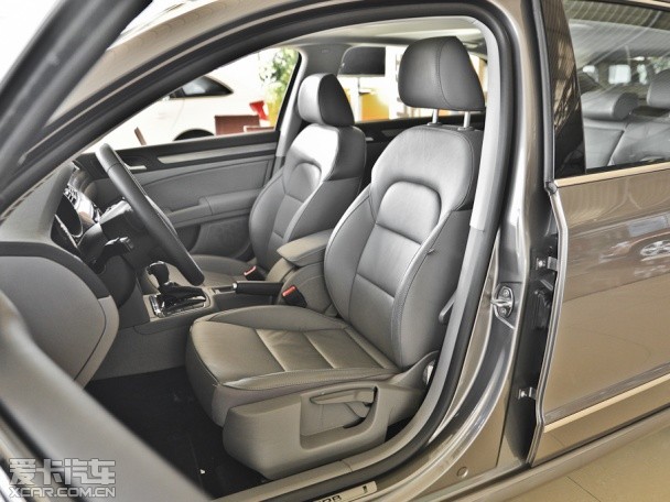 上海大眾斯柯達(dá)2013款速派