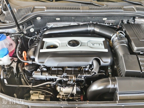 上海大眾斯柯達(dá)2013款速派