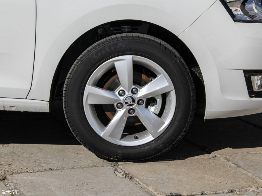 上汽大眾斯柯達(dá)2016款昕動(dòng)