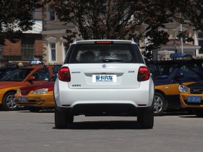 長安鈴木2013款天語SX4兩廂