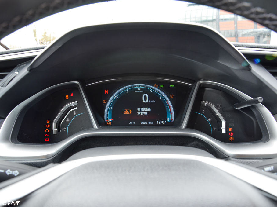 東風本田2016款思域