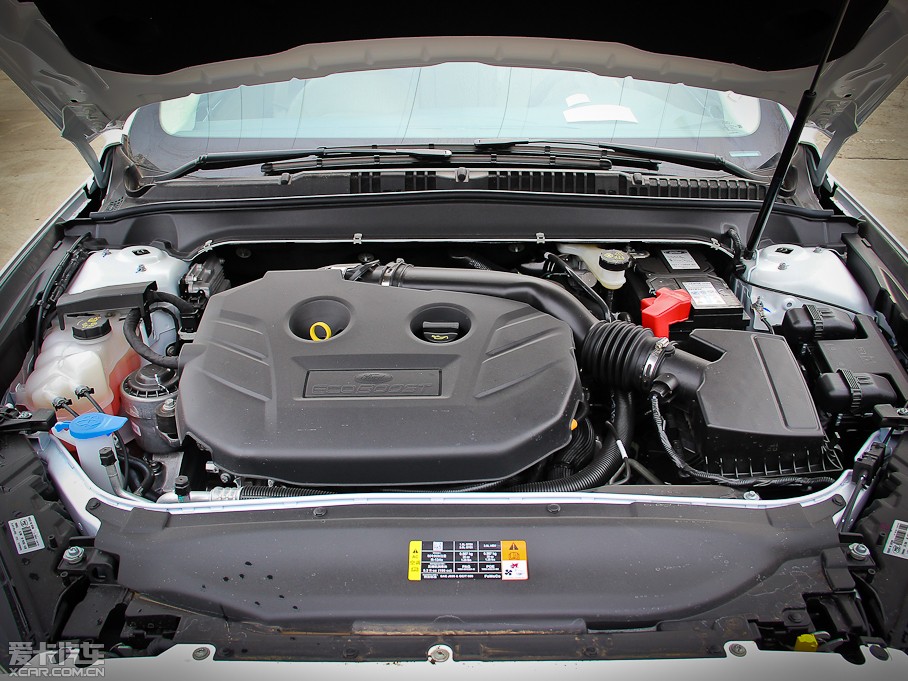 長(zhǎng)安福特2013款新蒙迪歐