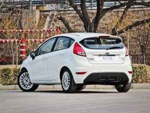 長(zhǎng)安福特2014款嘉年華兩廂