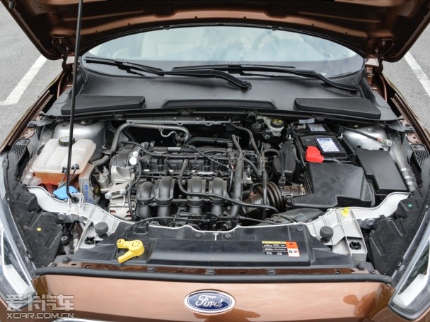 長安福特2015款福睿斯