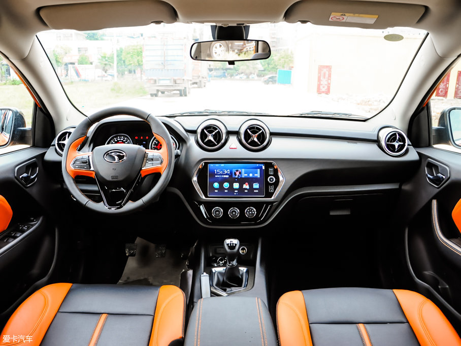 東南汽車2017款東南DX3