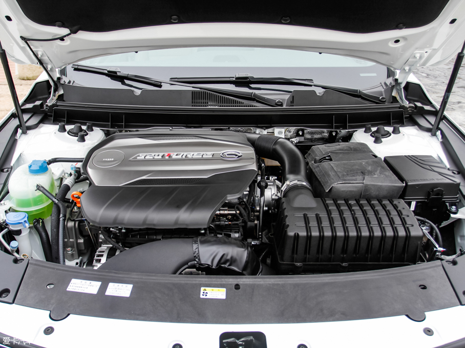 廣汽乘用車2016款傳祺GA8