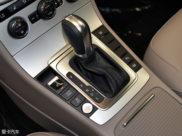 一汽-大眾2015款邁騰