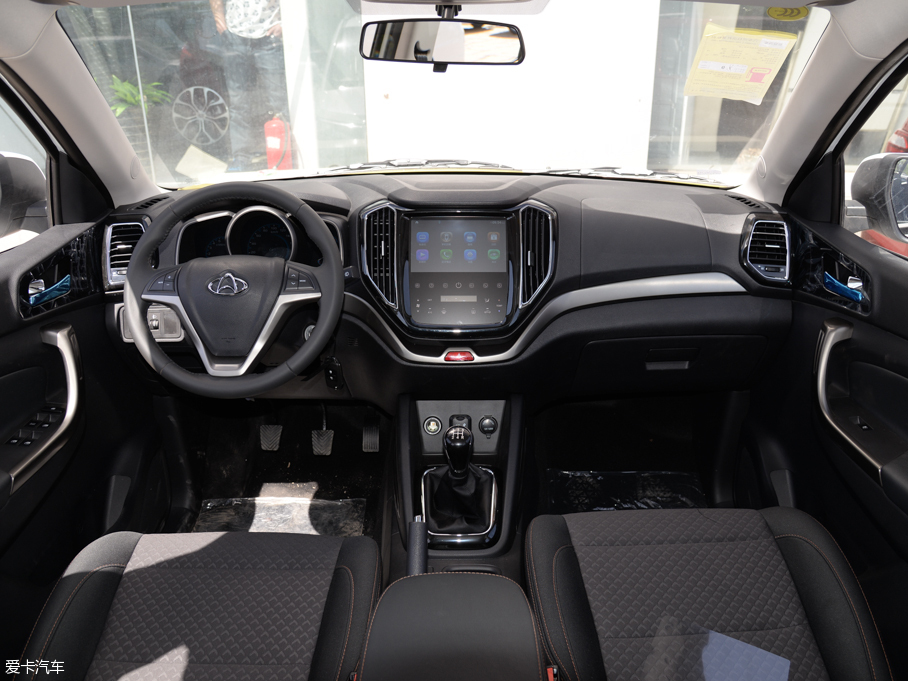 長(zhǎng)安汽車2016款長(zhǎng)安CX70