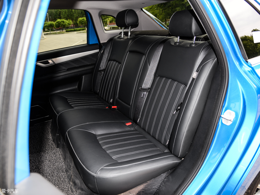 比亞迪戴姆勒2014款騰勢