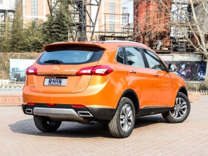 北汽紳寶2015款紳寶X65