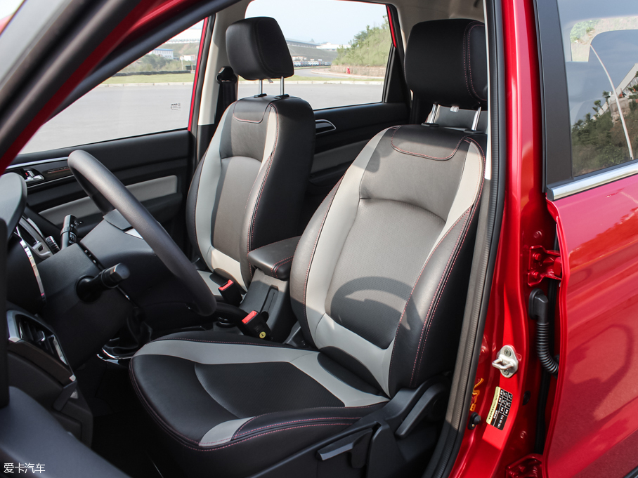 北汽幻速2015款幻速H3