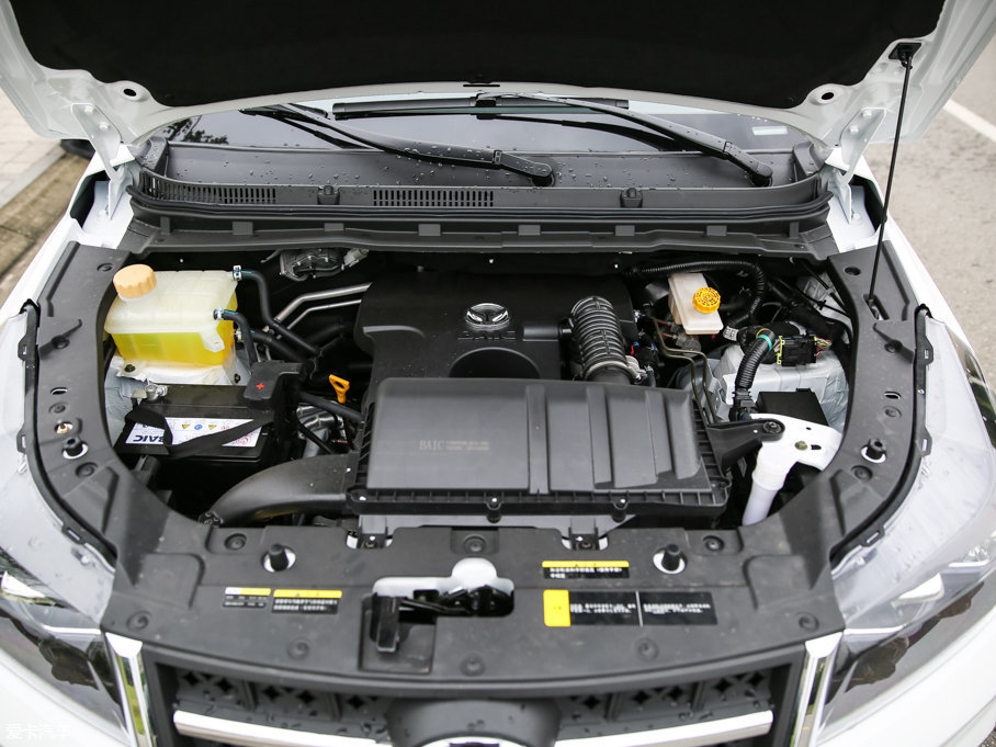 北汽幻速2016款幻速S3L