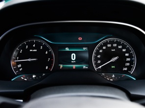 上汽通用別克2015款全新英朗