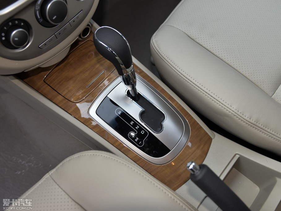 上汽通用別克2015款凱越