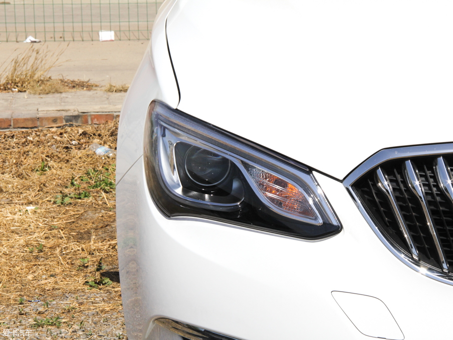 上汽通用別克2016款全新英朗