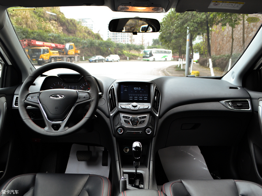 奇瑞汽車2016款艾瑞澤5