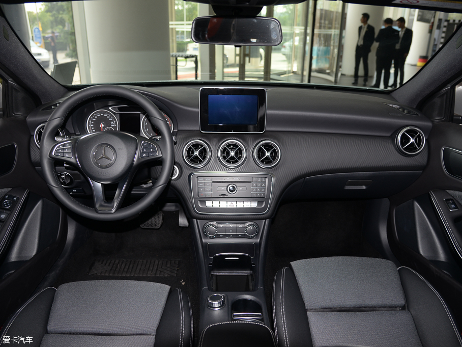 奔馳(進口)2016款奔馳A級