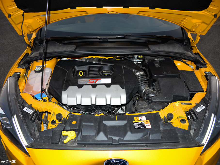 福特(進(jìn)口)2015款福克斯ST