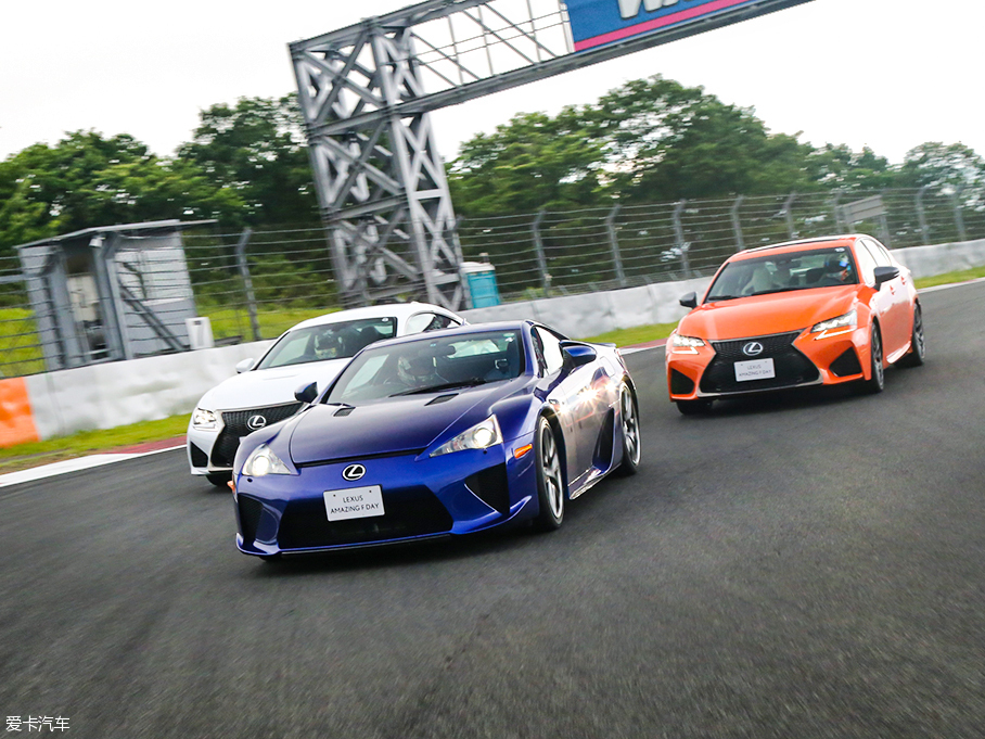 雷克萨斯2015款雷克萨斯RC F