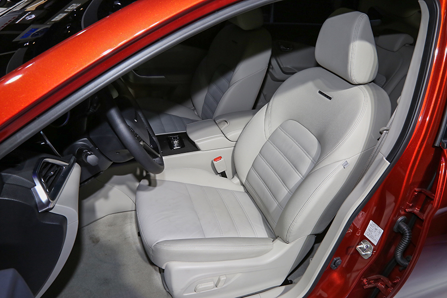 啟辰T902016成都車展靜評