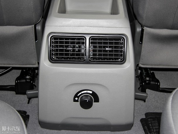 東風風行2015款菱智導購