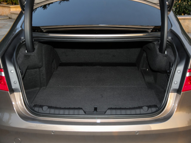 實拍奇瑞捷豹XFL