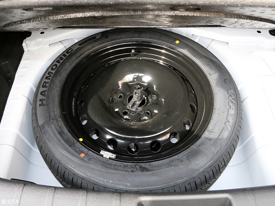 實拍2017款江淮瑞風S2