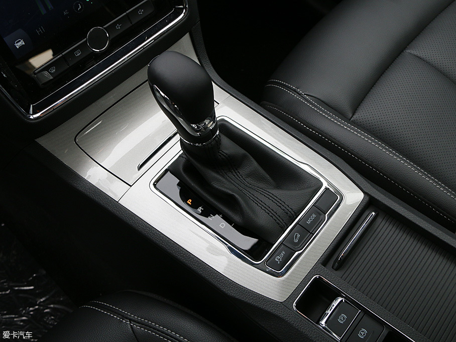 上汽榮威eRX5靜態體驗