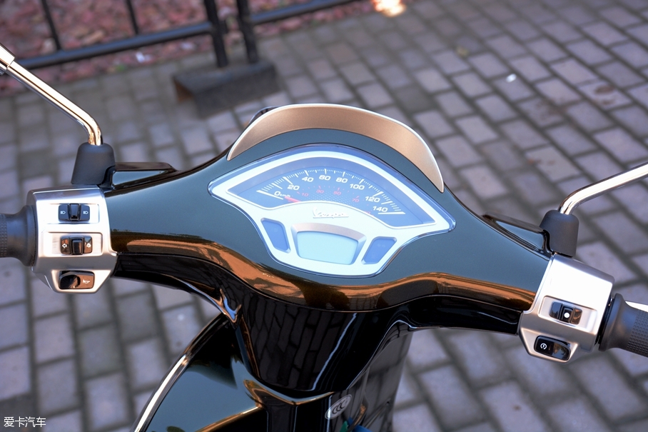 比亚乔Vespa;Vespa Sprint150;冲刺