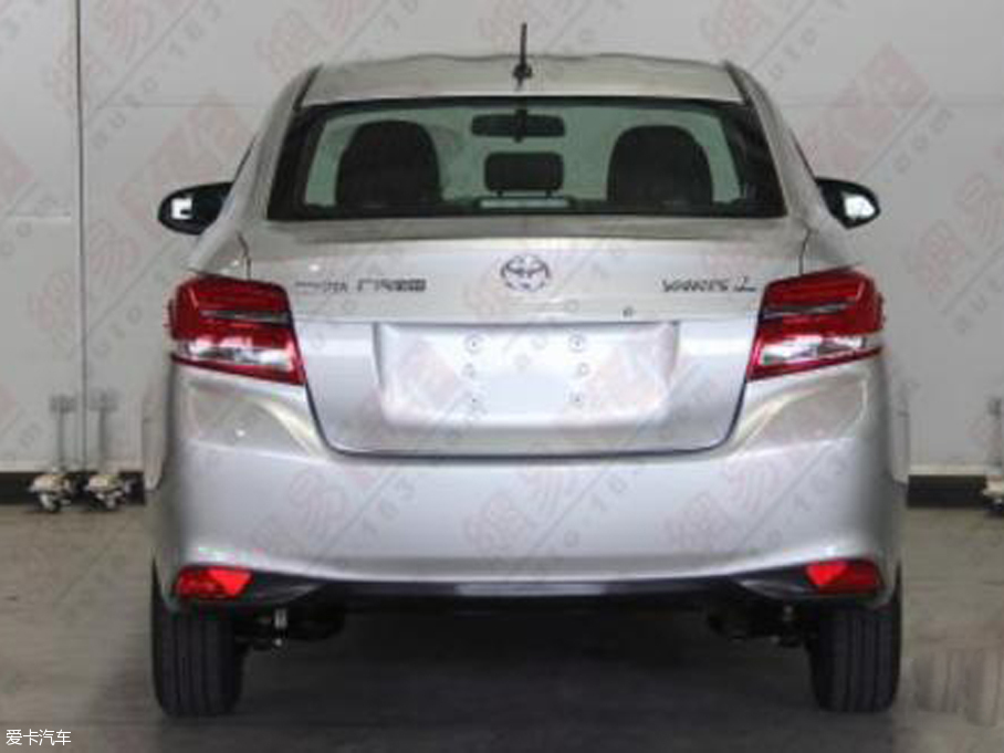 YARiS L 致炫三厢版谍照 广州车展首发