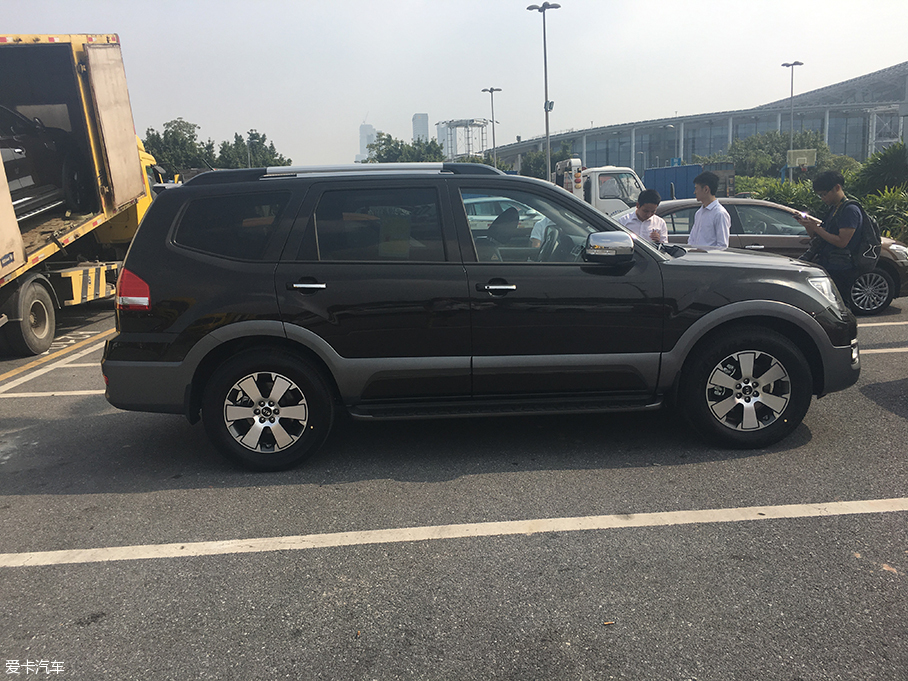 Q7