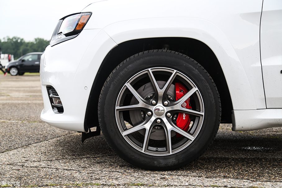 實拍Jeep大切諾基