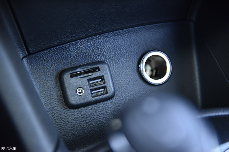 上汽通用雪佛蘭2017款科魯茲三廂