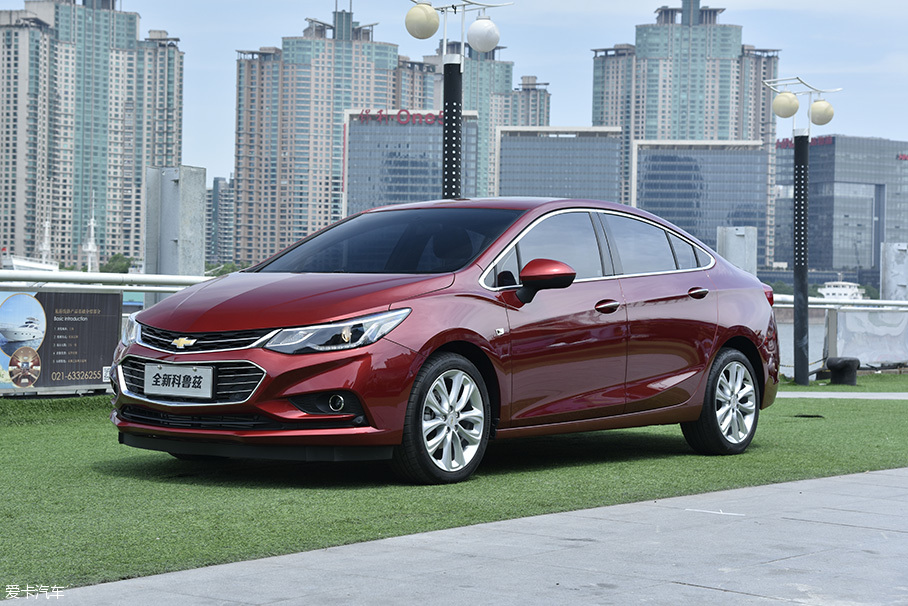 上汽通用雪佛蘭2017款科魯茲三廂