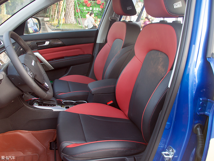 六邊形格柵更運動？哈弗H2藍標版實拍