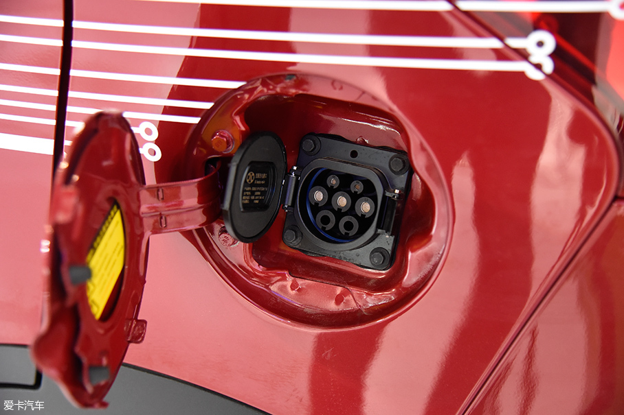 2016廣州車展北汽新能源EC180靜評