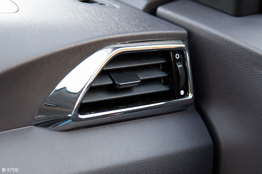 解讀北汽新能源EC180圖