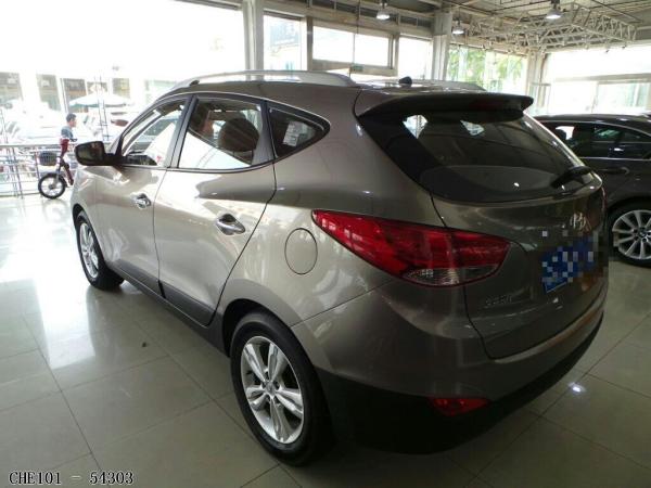 北京现代ix352011年上牌二手车报价_多少钱,2011年上牌的现代ix35出售