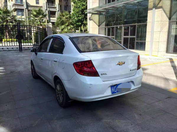 2012年上牌雪佛兰赛欧