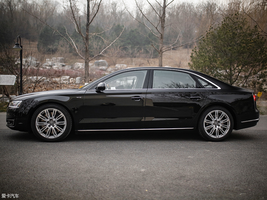 奥迪a8lw12品质测试