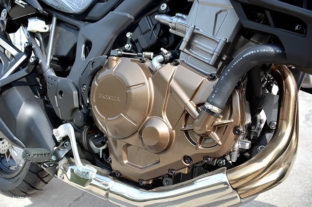 ����CRF1000L;����Africa Twin